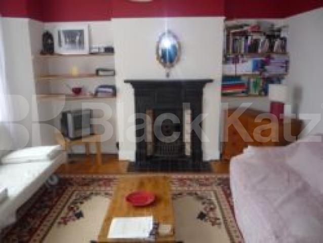 			2 Bedroom, 1 bath, 1 reception Flat			 Landrock Road, CROUCH END N8